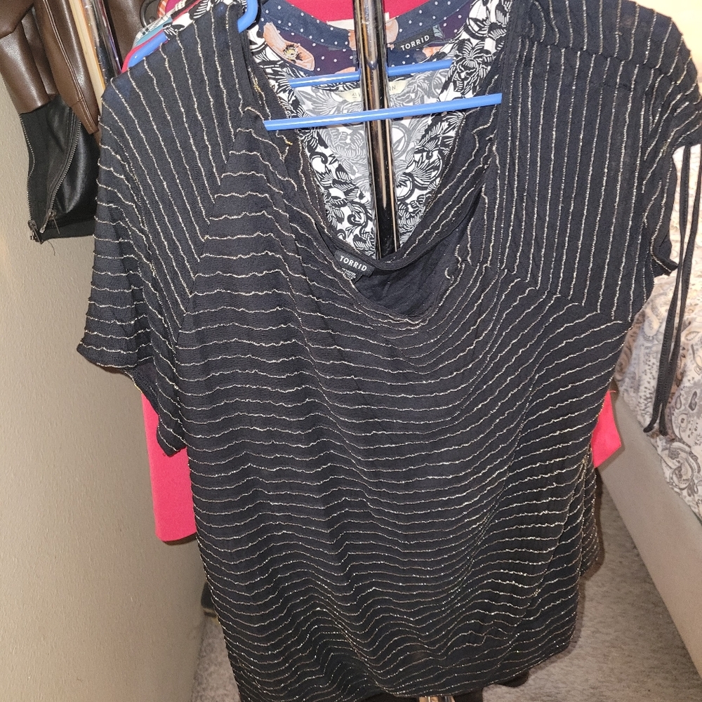 Off shoulder, Torrid, black and gold shirt.